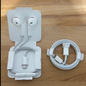 Original Headphones for iPhone & Charger